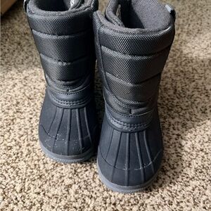 OshKosh B'gosh Black Kids Snow Boots